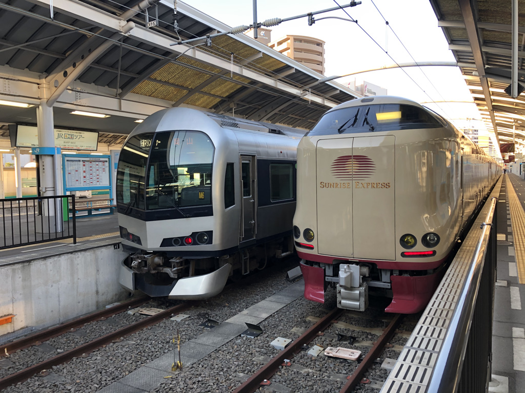 高松駅でのサンライズ瀬戸